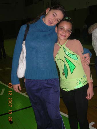 MARY E MARCI